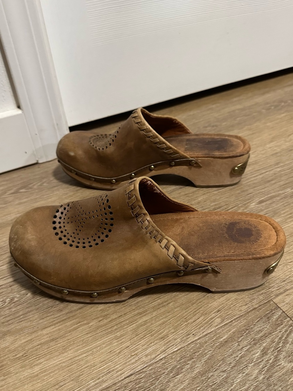 Lucky Brand Brown Leather Perforated Mule Clogs Women’s 10 - Picture 4 of 8